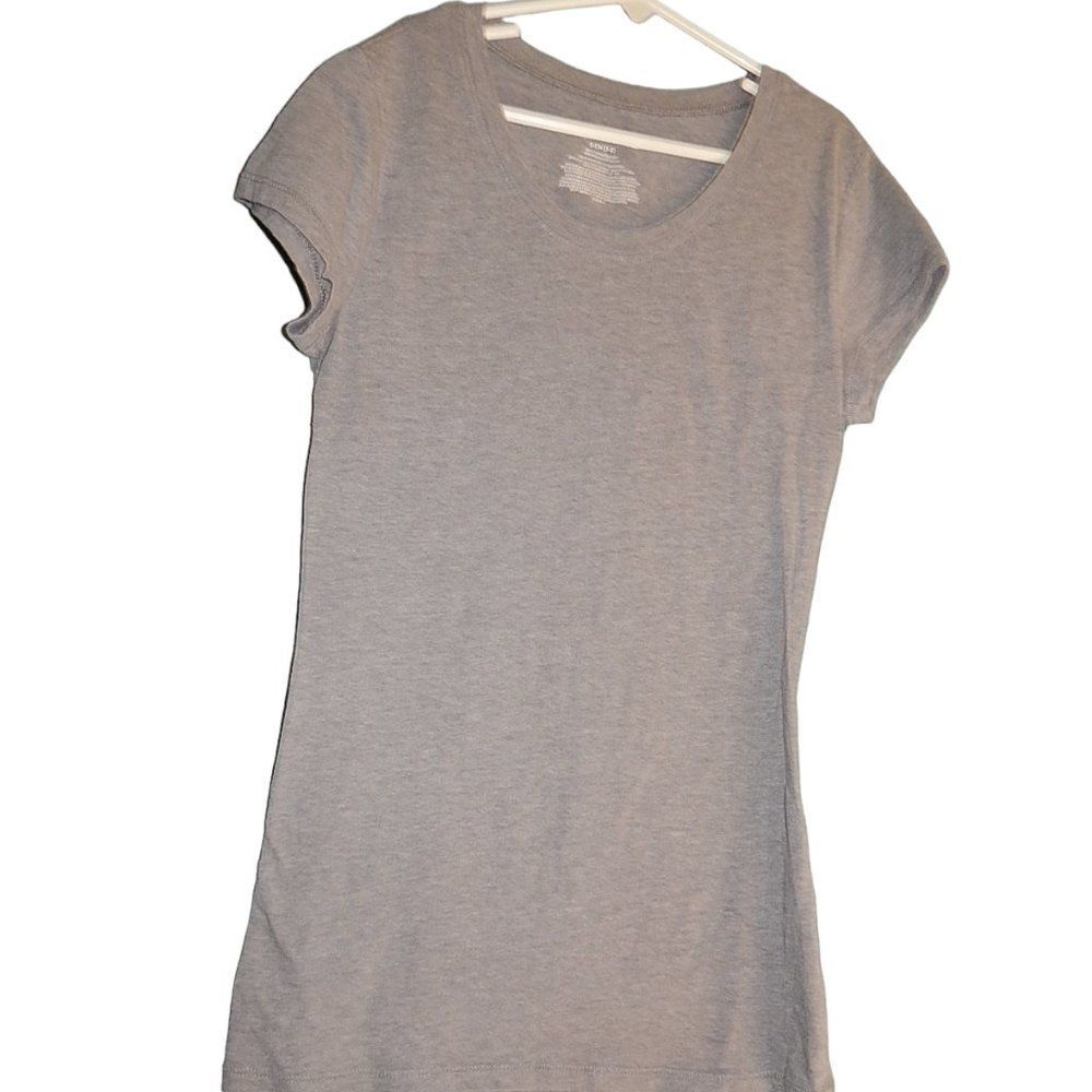 No Boundaries women's junior's small 3-5 solid plain gray t-shirt
